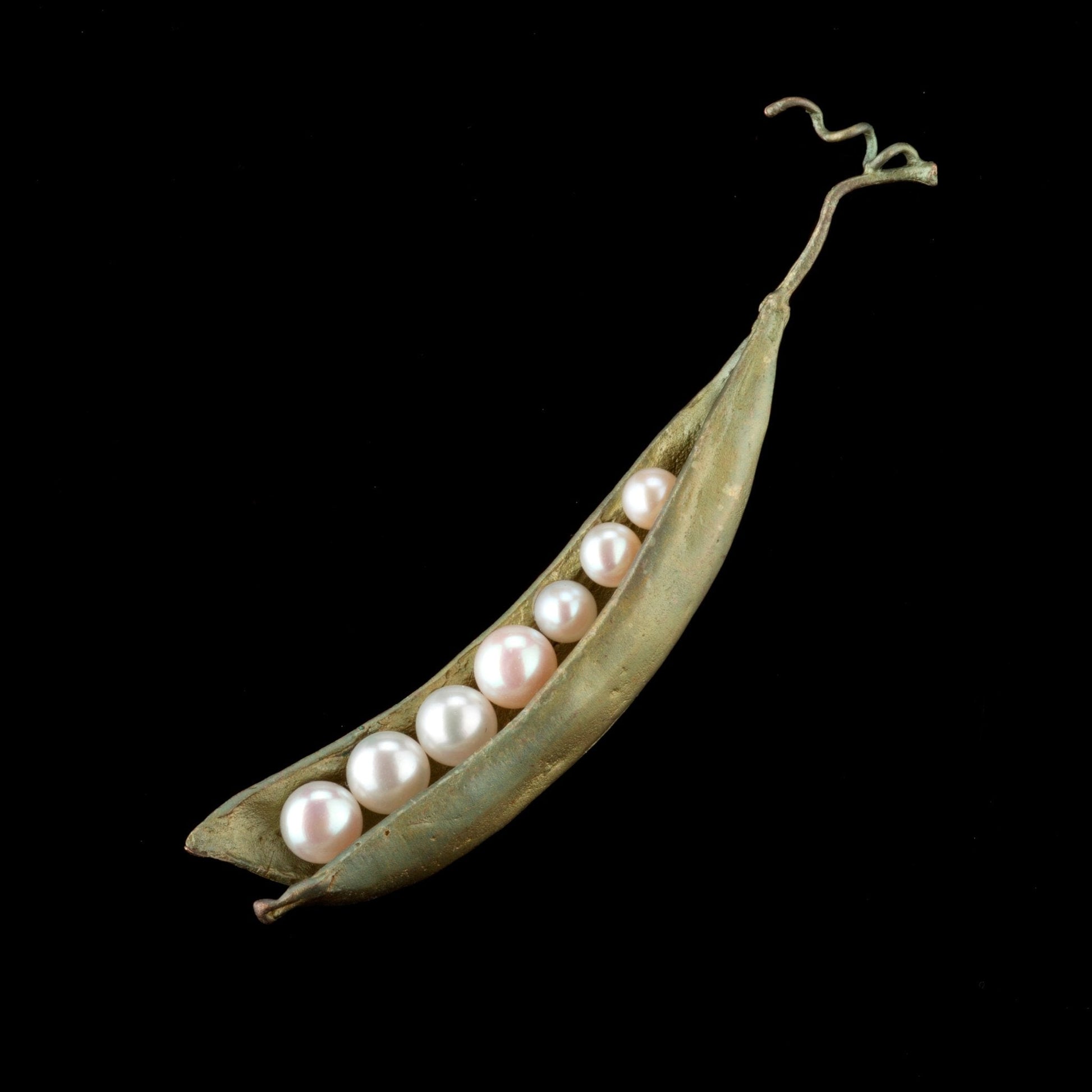 Pea Pod Pin | Contemporary Designer Jewellery