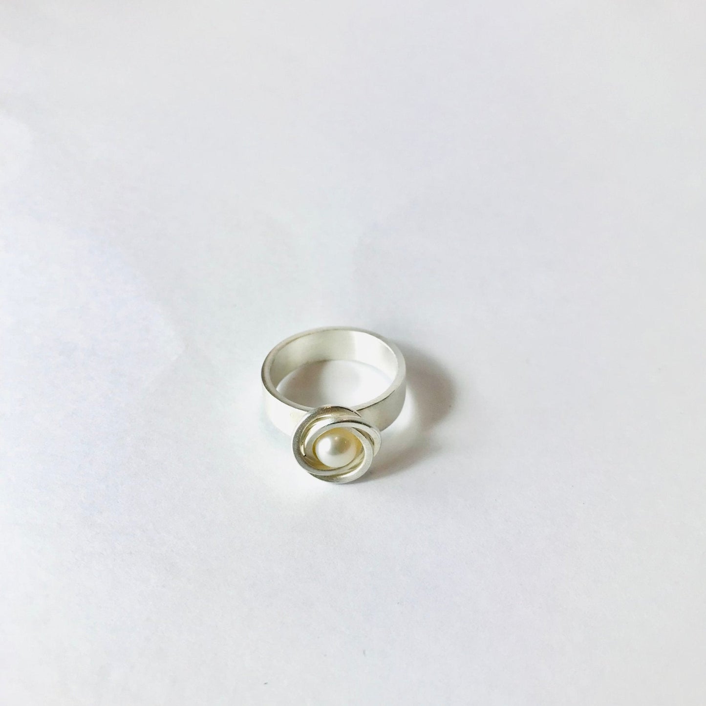 Ring Silver with Freshwater Pearl | Contemporary Designer Jewellery