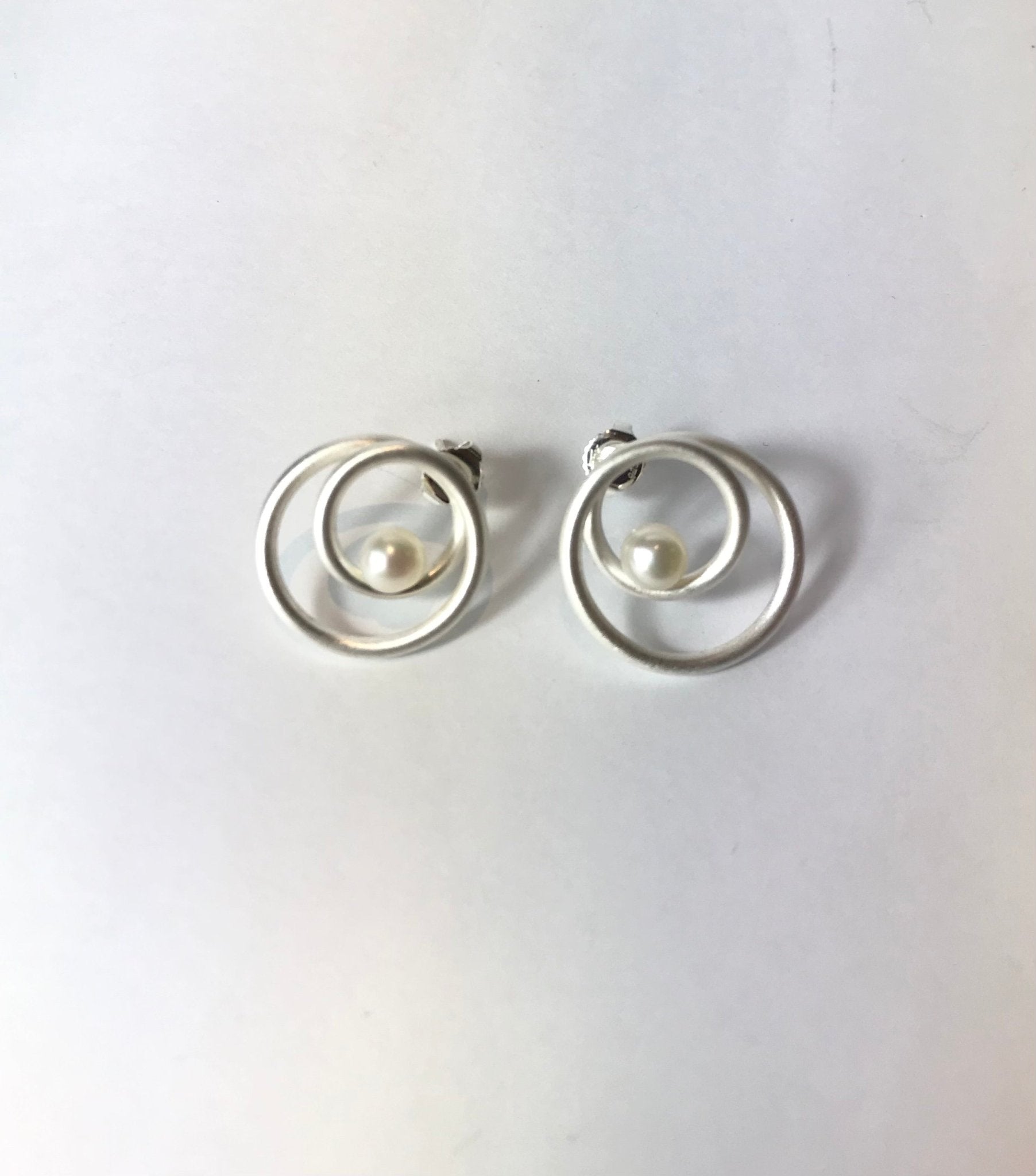 Silver Pearl Loop Studs | Contemporary Designer Jewellery